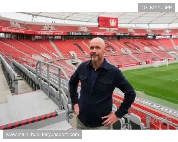 滕哈赫在药厂上的仅为“上任礼”,首胜却成空话 滕哈赫在药厂上的仅为“上任礼”,首胜却成空话